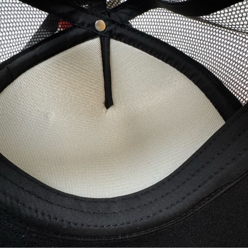 Miller Genuine Draft Leaves Men's Snapback Sport Hat, Black - Picture 7 of 9